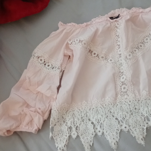 Shoulder blouse - Picture 1 of 5